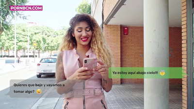 बेवफा पत्नी अपने युवा प्रेमी को मुश्किल से चोदने वाली है जबकि उसका पति काम करता है। स्तन और एक बड़े गधे के साथ लैटिना। वीनस एफ़्रोडाइट।